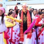 नगला तराई स्थित निजी आवास पर पारंपरिक उल्लास के साथ मना होली पर्व…