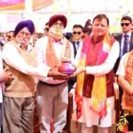 काशीपुर में रंगोत्सव होली मिलन समारोह में शामिल हुए मुख्यमंत्री…